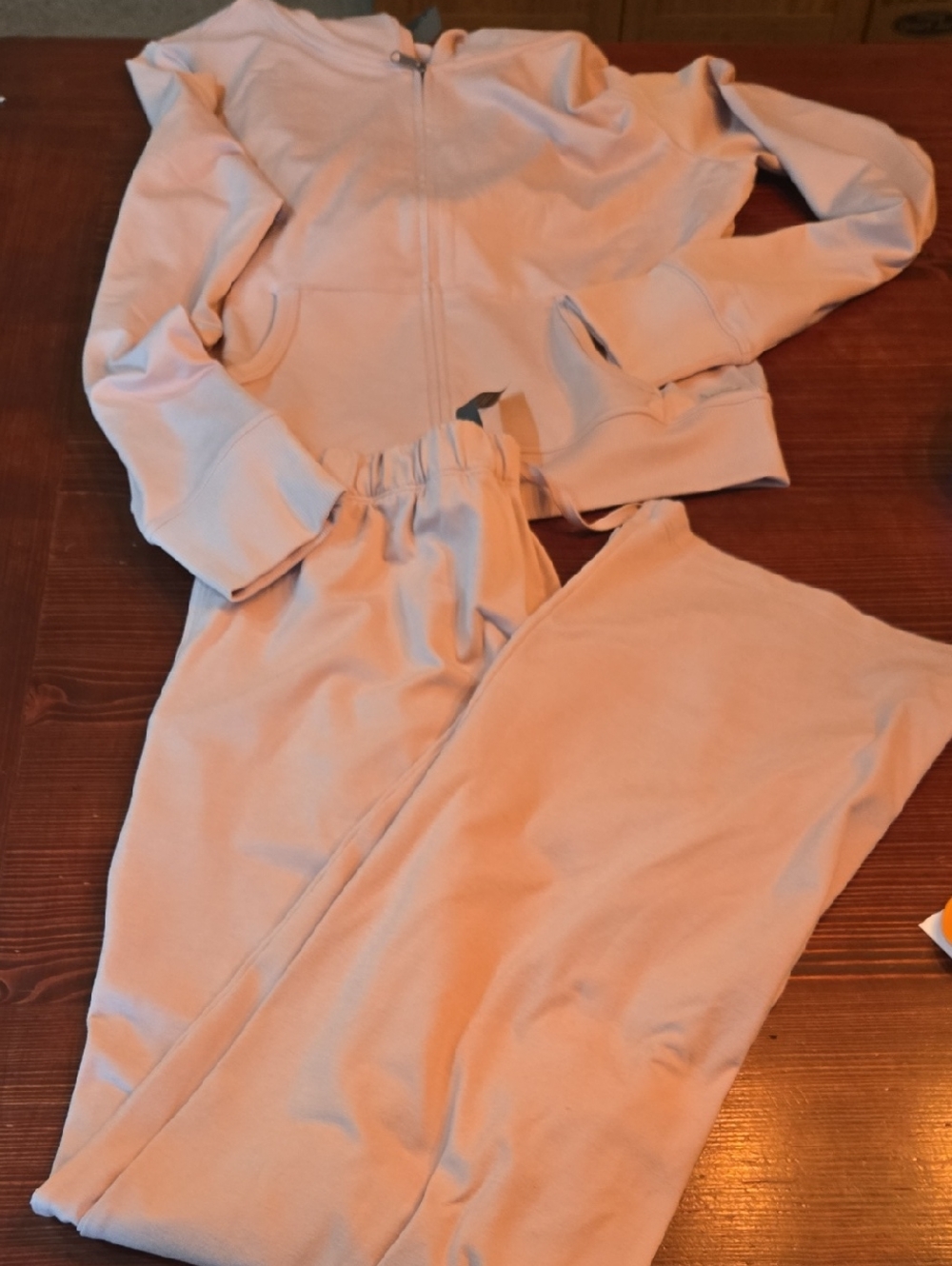 Like New ! VUORI HALO Vintahe Rose Modern Hoodie and Pant Set S/M - Picture 2 of 10